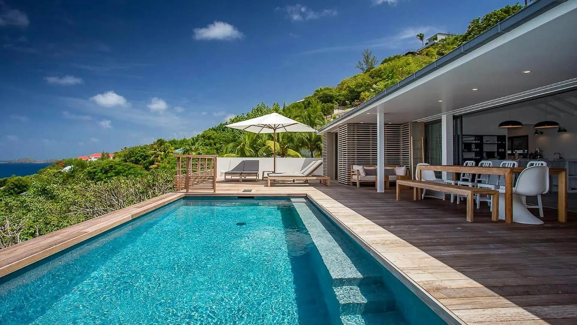 Four-Bedroom Sunset Villa with Infinity Pool Pointe Milou Saint Barthelemy