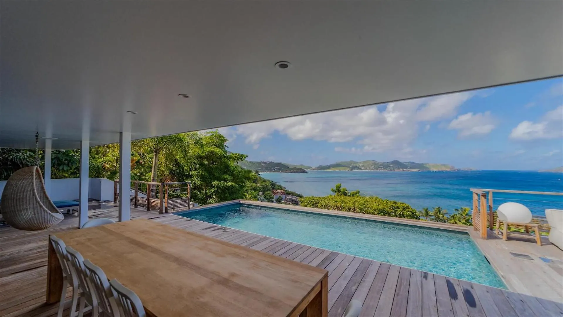 Four-Bedroom Sunset Villa with Infinity Pool Pointe Milou Saint Barthelemy