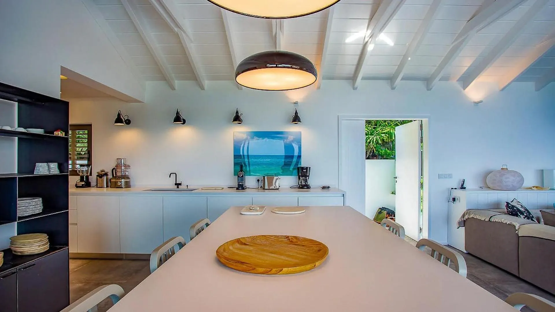 Four-Bedroom Sunset Villa with Infinity Pool Pointe Milou
